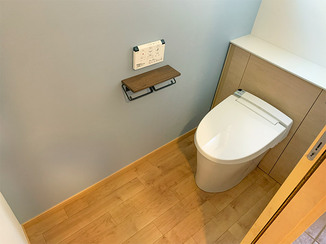 トイレリフォーム お掃除がラクで広く使えるトイレ